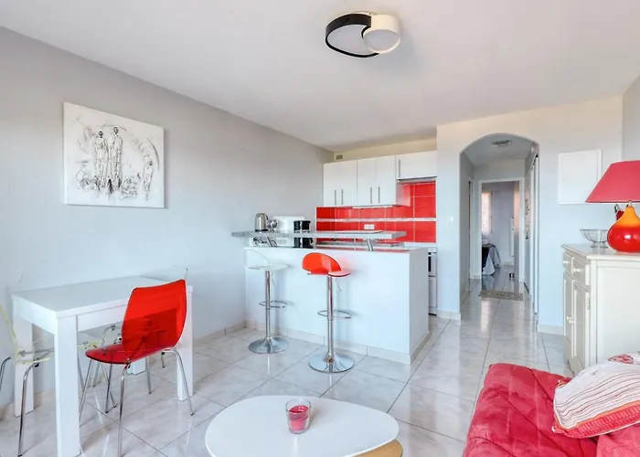 Appartement T2 Sea View In Saint-clair - Rated 3